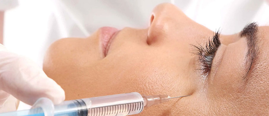 woman receiving an injectable filler